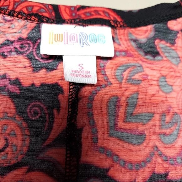 LuLaRoe Women's Red & Black Damask Print Lindsey Kimono - Picture 5 of 7